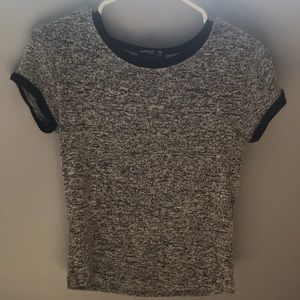 Simple short sleeve tee